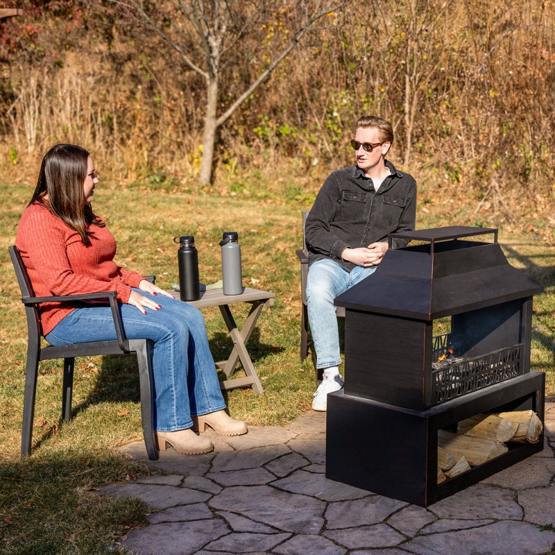 Metal Outdoor Fireplace with Rectangular Form and Chimney