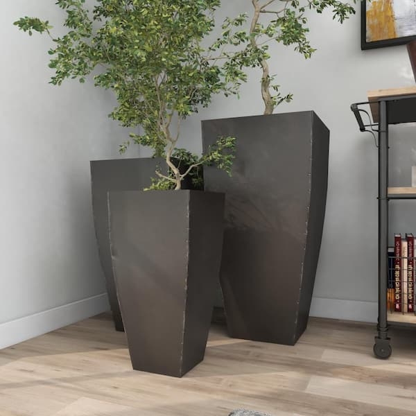 Metal Planter Set Nesting Tapered Industrial Outdoor Pots