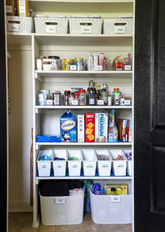 Modern Farmhouse Pantry Storage Bins with Woven Texture & Acrylic