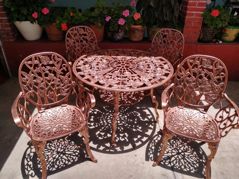 Mosaic Patio Dining Set Scrolled Metal Hummingbird Motif Round