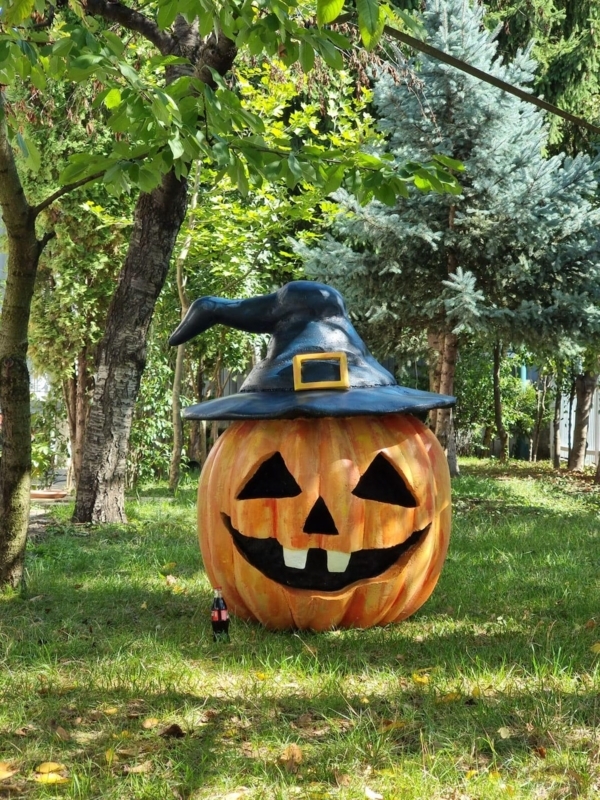Outdoor Decoration Giant Pumpkins, Double-Sided Faces, 3D Printed Shading