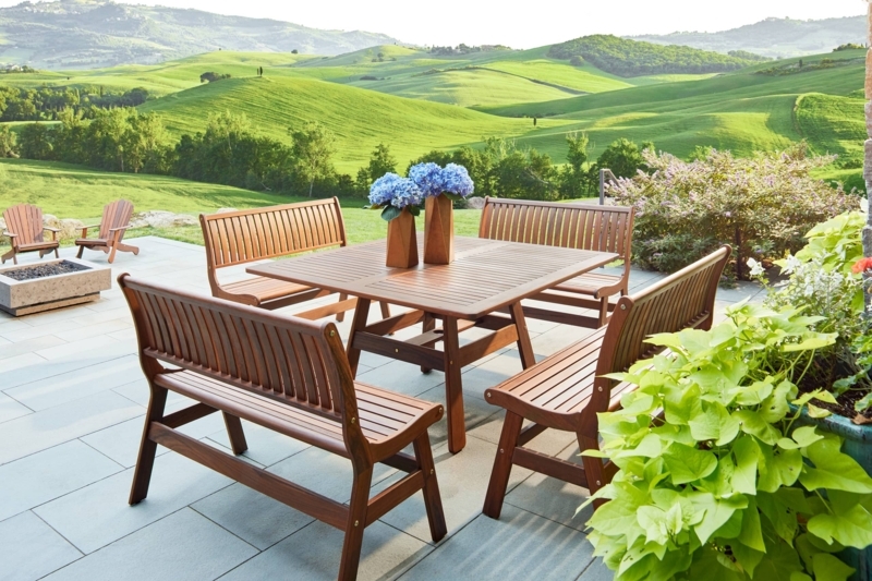 Outdoor Dining Set 8 Person Reddish Brown Wood Toned Slat Top