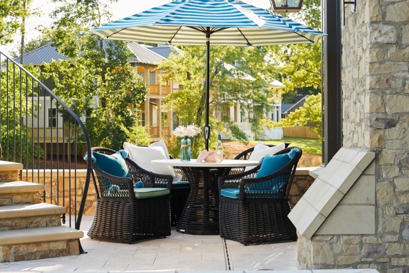 Outdoor Dining Set Round Charcoal Metal Pedestal Base Slatted