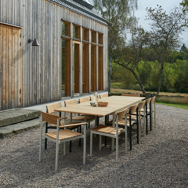 Outdoor Dining Set Slatted Wood Top Metal Frame Slim Profile Sling Seat