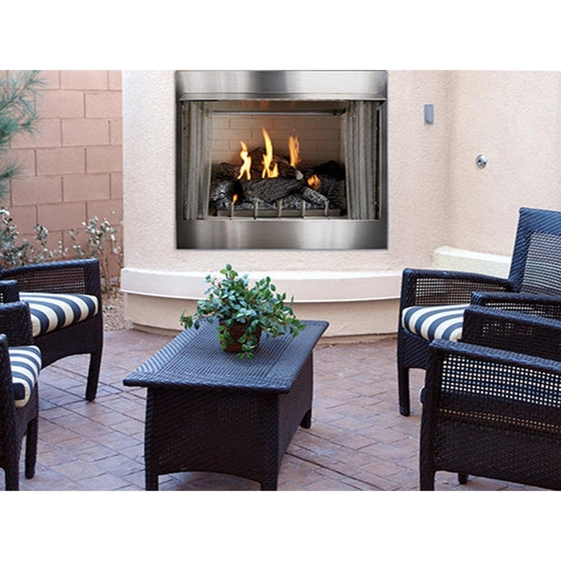 Outdoor Fireplace Stone Facade, Intermittent Ignition. Rustic Style.