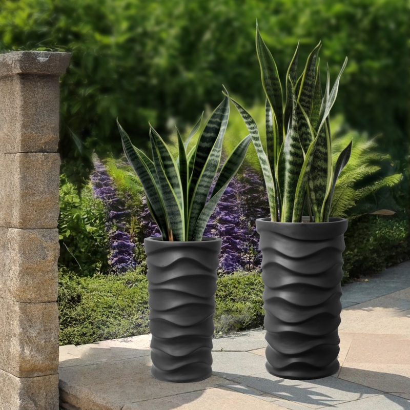 Outdoor Planter Set Wavy Ribbed Texture Black White