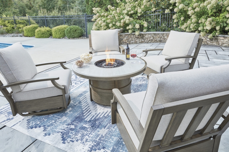 Outdoor Swivel Glider Wicker Chair Patio Fireside Seating Transitional
