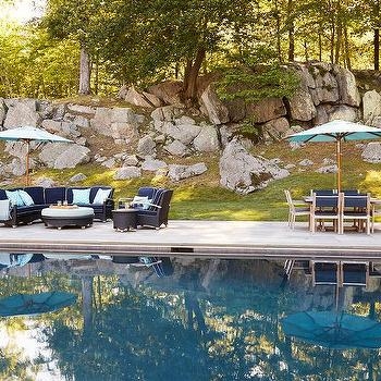 Patio Dining Set With Turquoise Umbrella Round Pedestal Table Styling