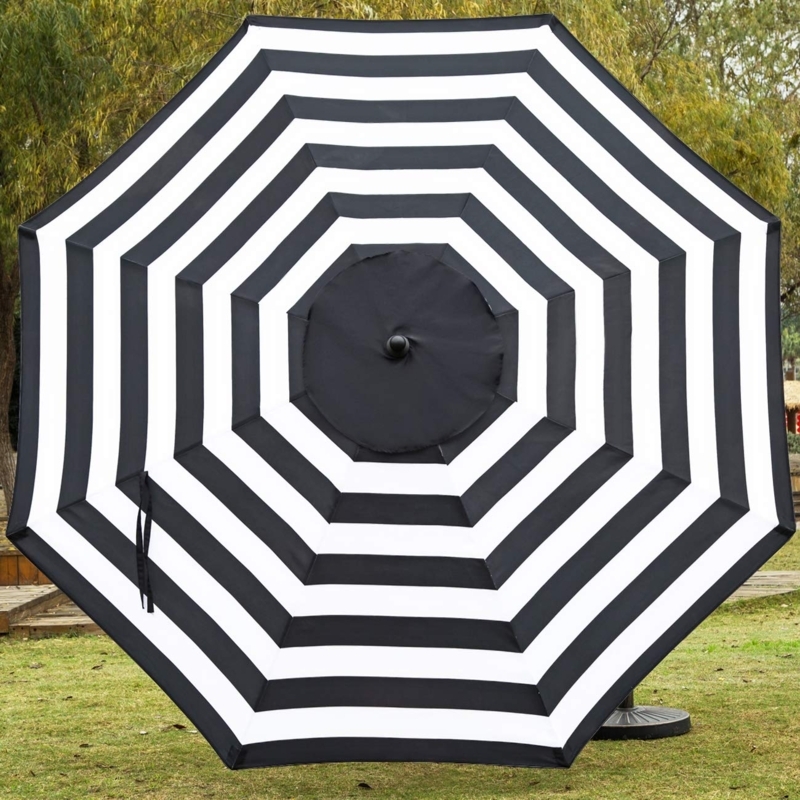 Patio Umbrella Classic Stripes Octagonal Shape Crank Lift Refreshing