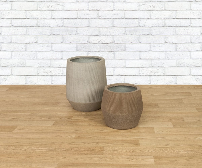 Planter Bowl Dark Grey Stone-Like Tapered Wooden Legs Scandi