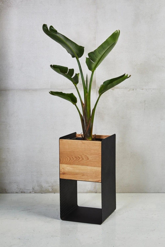 Planter Matte Black Vertical Ribbing Tapered Scandinavian Style