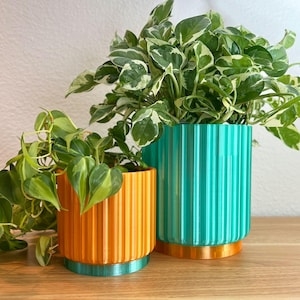 Planter Matte White Bowl Shape with Vertical Ribbing Texture