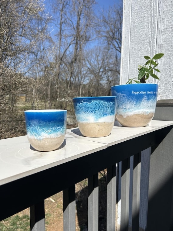 Planter Round Ocean Wave Design Sand Textured Base Resin