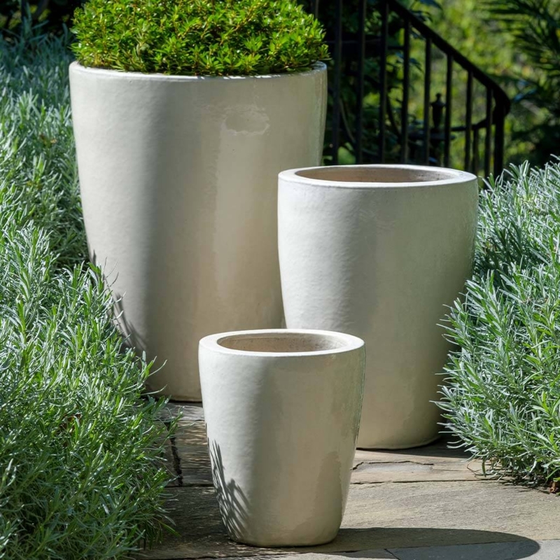 Planter Set Graduated Heights Tapered Round Smooth Finish