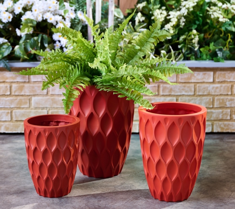 Planter Set of 3, Graduated Sizes with Vertical Ribbing