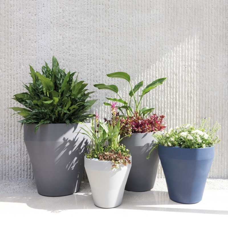 Planter Set Wide Rim Tapered Round Matte Caviar Black Staggered