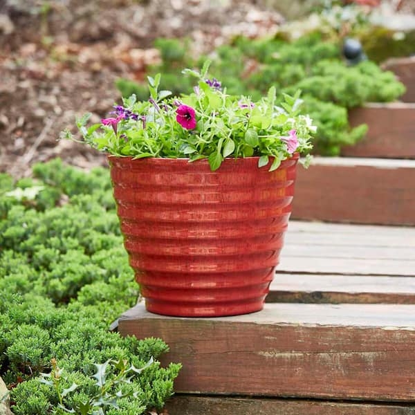 Round Matte Resin Planter featuring Beehive Ribbed Design