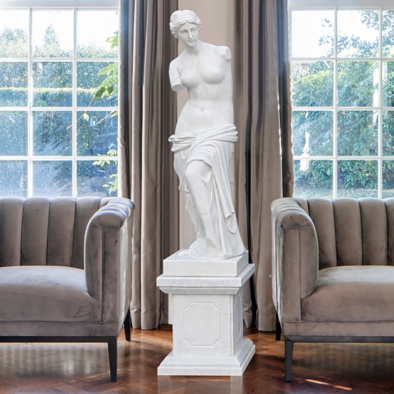 Sculpture Dramatic Side Lighting White Venus De Milo Sculpture Replica