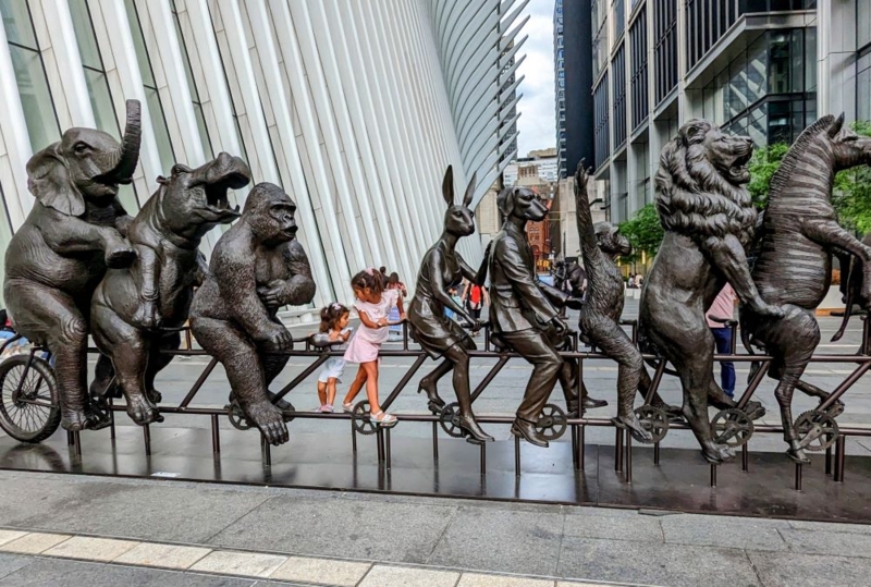 Sculpture in Urban Context: Large Scale Animal Sculptures