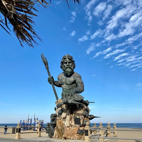 Sculpture Marine Animal Base Monumental Scale Trident Coastal Public Art