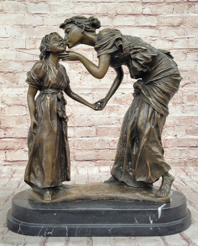 Sculpture Patinated Finish Cast Texture Traditional Bronze Figurine