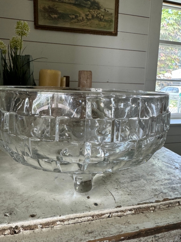 Serving Bowl Vintage Crystal Tripod Base Diamond Pattern Ornate