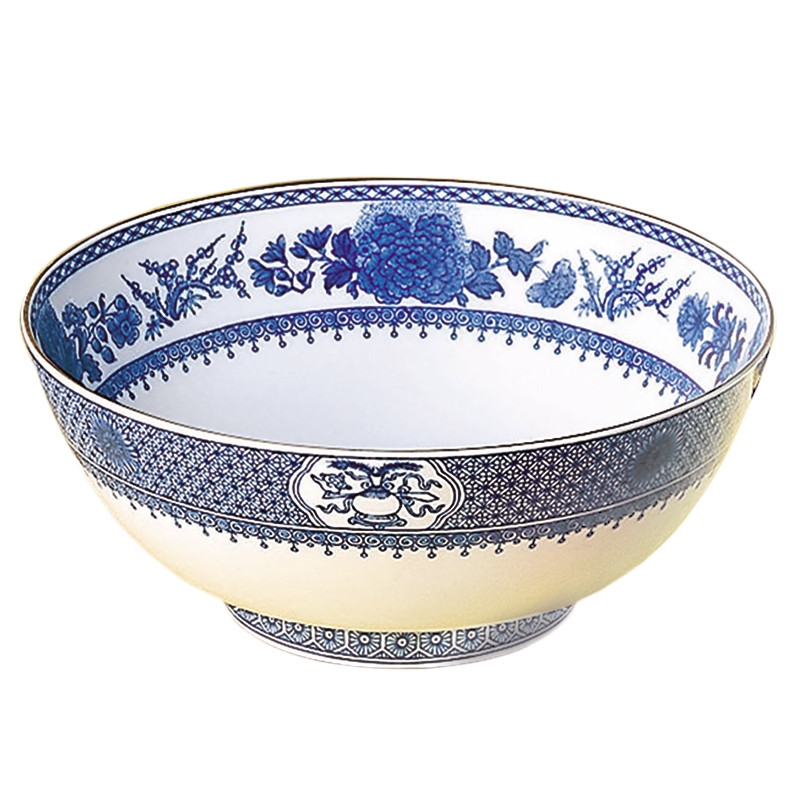 Serving Bowl with Intricate Interior Medallion in Traditional Chinoiserie