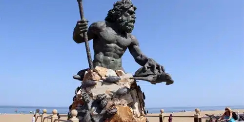 Statue Monumental Verdigris Patina Trident Sculpted Animals Boardwalk