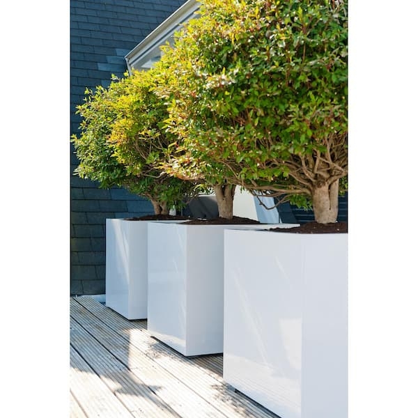 Tall Square Planter, Glossy White Geometric Finish. Modern glossy white planter.
