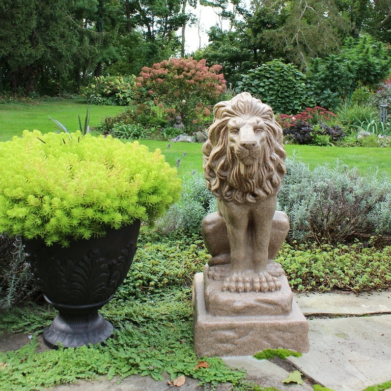 Traditional Sandstone-Look Guardian Lion Statue for Garden
