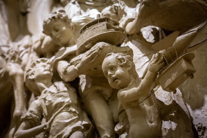 Wall Art: Bas-Relief Transportation Theme in Grand Hall