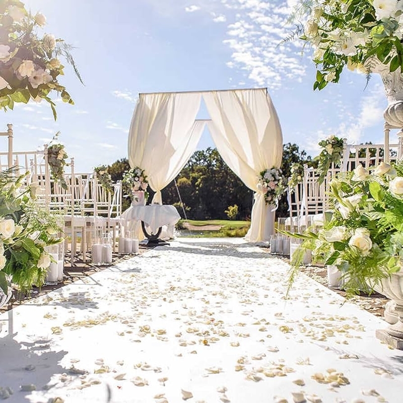 White Outdoor Wedding Aisle Runner Fabric with Petals for Garden