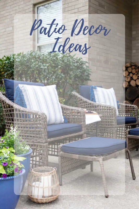 White Slatted Frame Outdoor Sofa Geometric Rug Modern Farmhouse Ideas