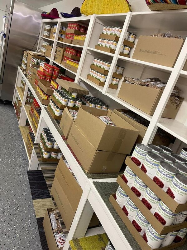 White Wire Shelving Unit with Floor to Ceiling Design for Bulk Storage