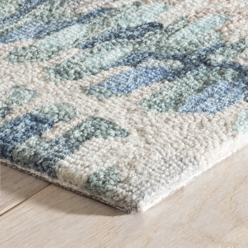Area Rug Coastal Ombré Pattern Low Pile Wool Entryway Styling