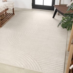 Area Rug: Interlocking Curve Pattern High-Low Pile Living Room