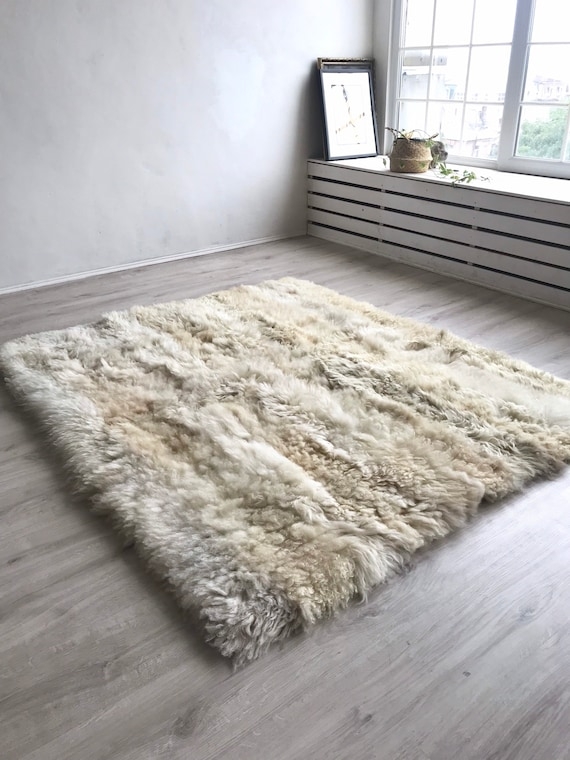 Area Rug: Large Ivory Shaggy Texture for Scandinavian Hygge