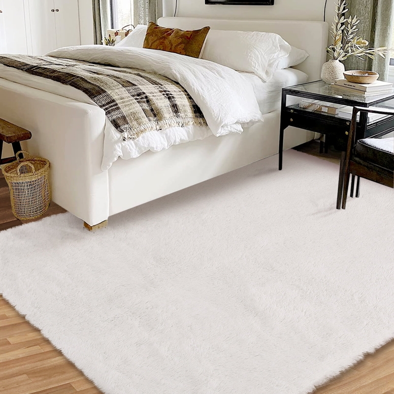 Area Rug: Modern White Shag with Luxurious Fuzzy Surface