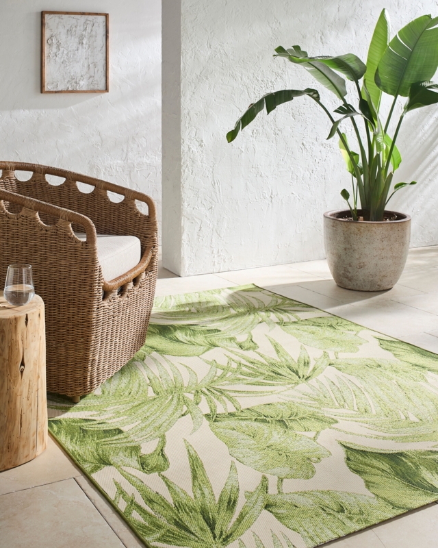 Area Rug Olive Green Geometric Trellis Pattern Indoor Outdoor