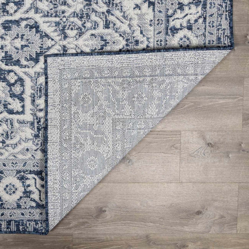 Area Rug Star Motif Geometric Pattern Fringed Edges Coastal Living