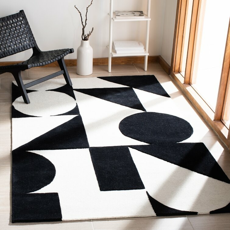 Area Rug Triangular Pattern Hand Tufted High Contrast Geometric