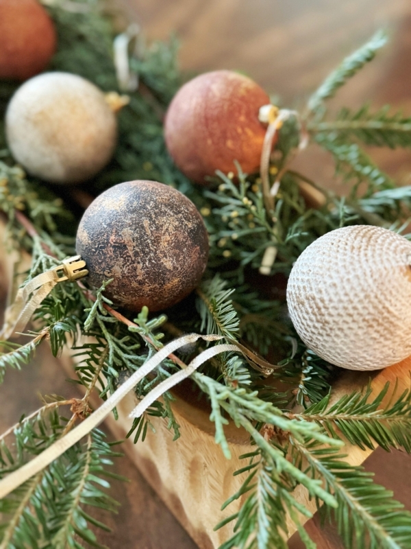 Christmas Ornament Rusty Finish Distressed Metal Look Vintage Rustic