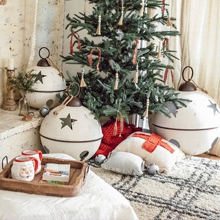 Christmas Ornaments Vintage Distressed Finish Set with Ribbed Texture