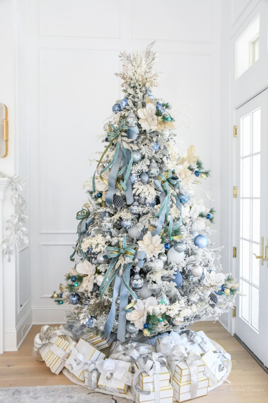 Decorated Christmas Tree Velvet Ribbon Gold Leaf Picks Traditional Glam