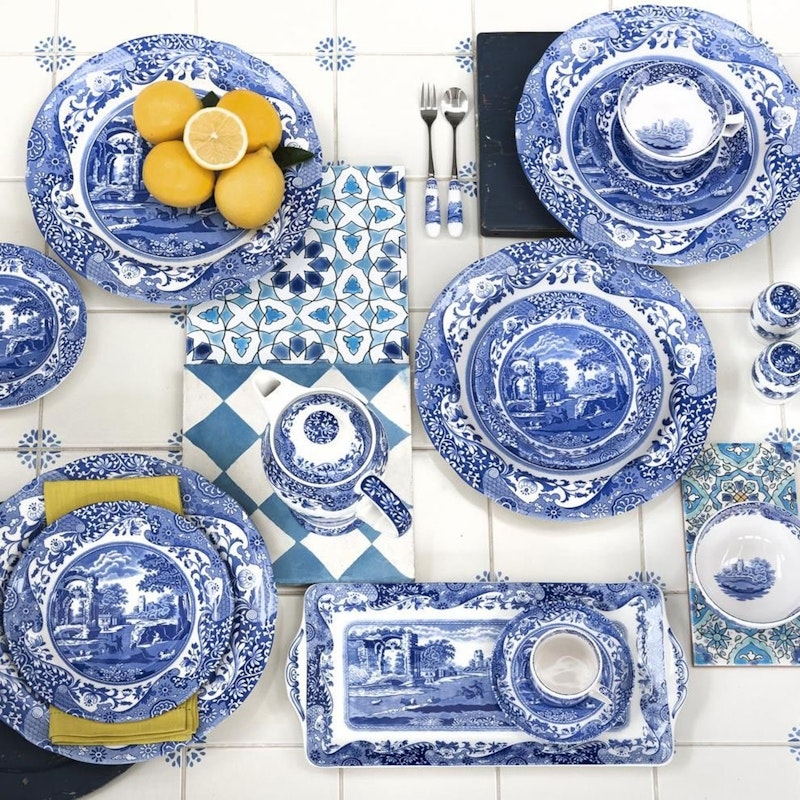 Dinnerware Set Pastoral Scene Pattern Floral Border Traditional Style