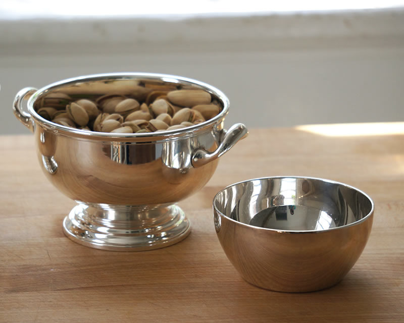 Footed Bowl Polished Finish Flared Rim Traditional Hotel Serveware