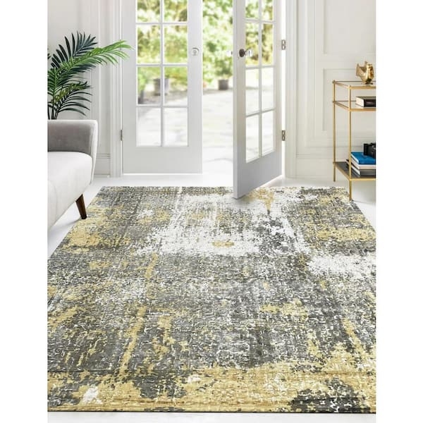 Hand Knotted Look Area Rug, Gold Botanical Motifs on Wool-Like Material