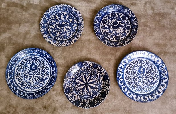 Italian Deruta Ceramic Plates, Glossy Hand Painted Cobalt Blue Floral.