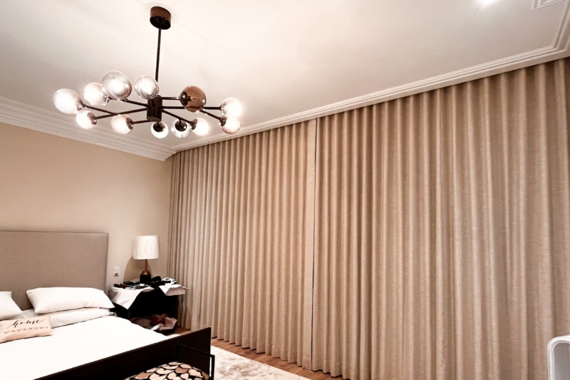 Navy Floor-to-Ceiling Heavyweight Curtains for Modern Living Room