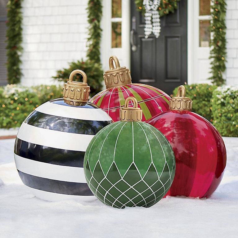 Outdoor Holiday Decor Glossy Patterns Snowflake Stripe Garden Display